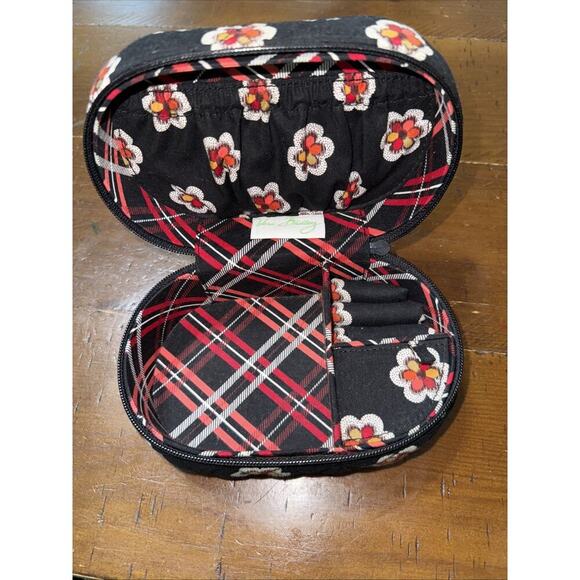 Vera Bradley Retired Pirouette Oval Zip Around Travel Jewelry Case - Picture 5 of 16